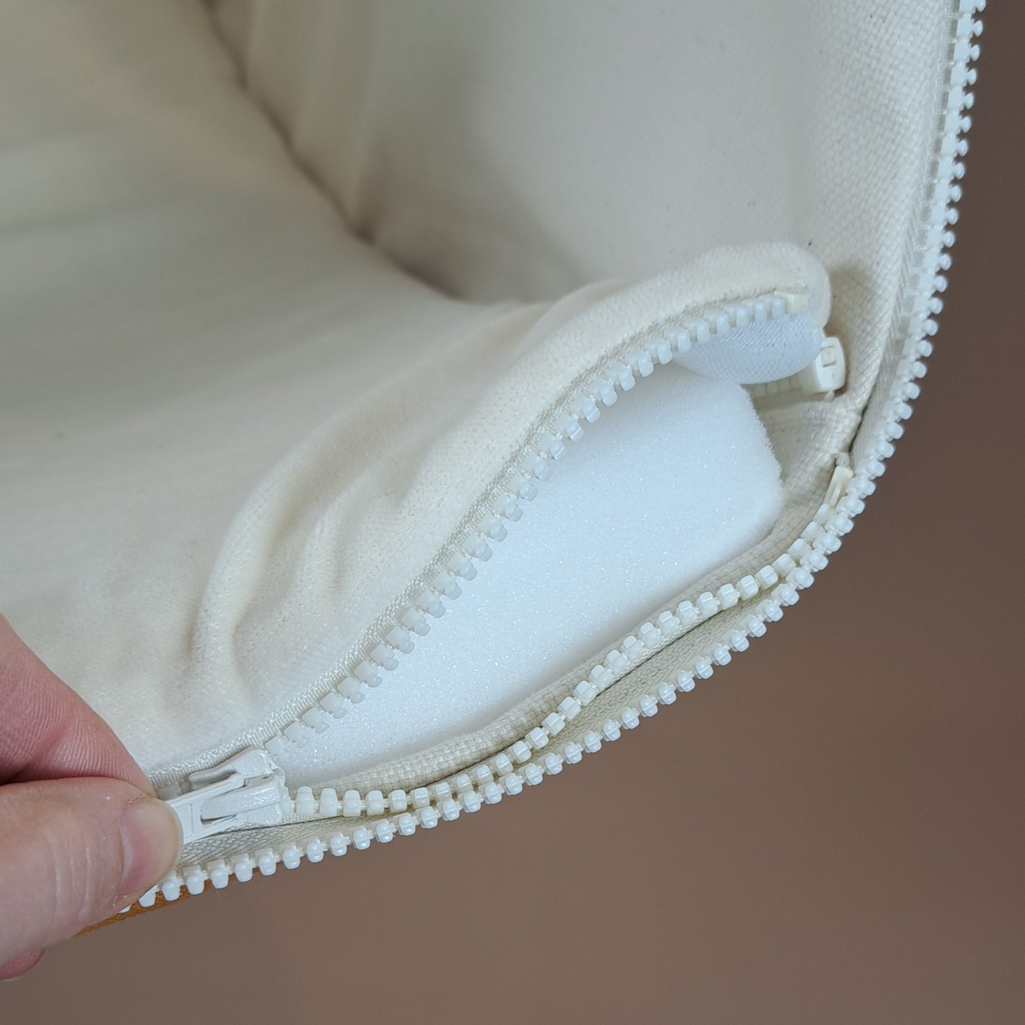 große mitwachsende Federwiege mit abnehmbaren Laken