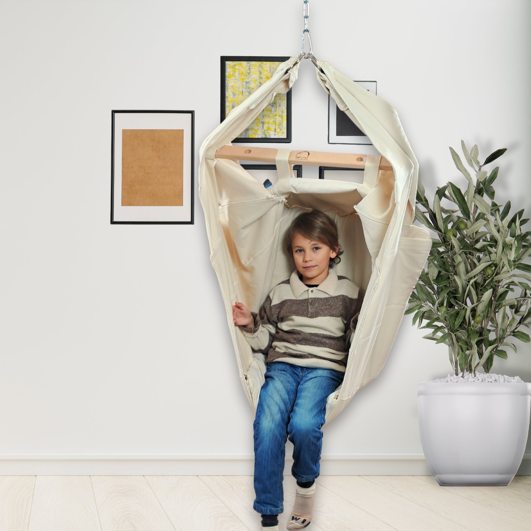WOMBAGEE® Advanced CLASSIC Federwiege für Kinder bis 40kg als Haengesessel mit Kind
